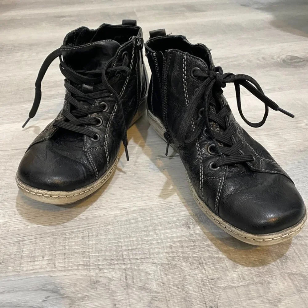 Remonte Womens Leather High Top Sneakers in Pewter/ Black US 5.5/EU 36
